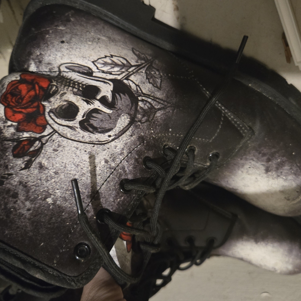 Skull and Rose Combat Boots - Black and Red